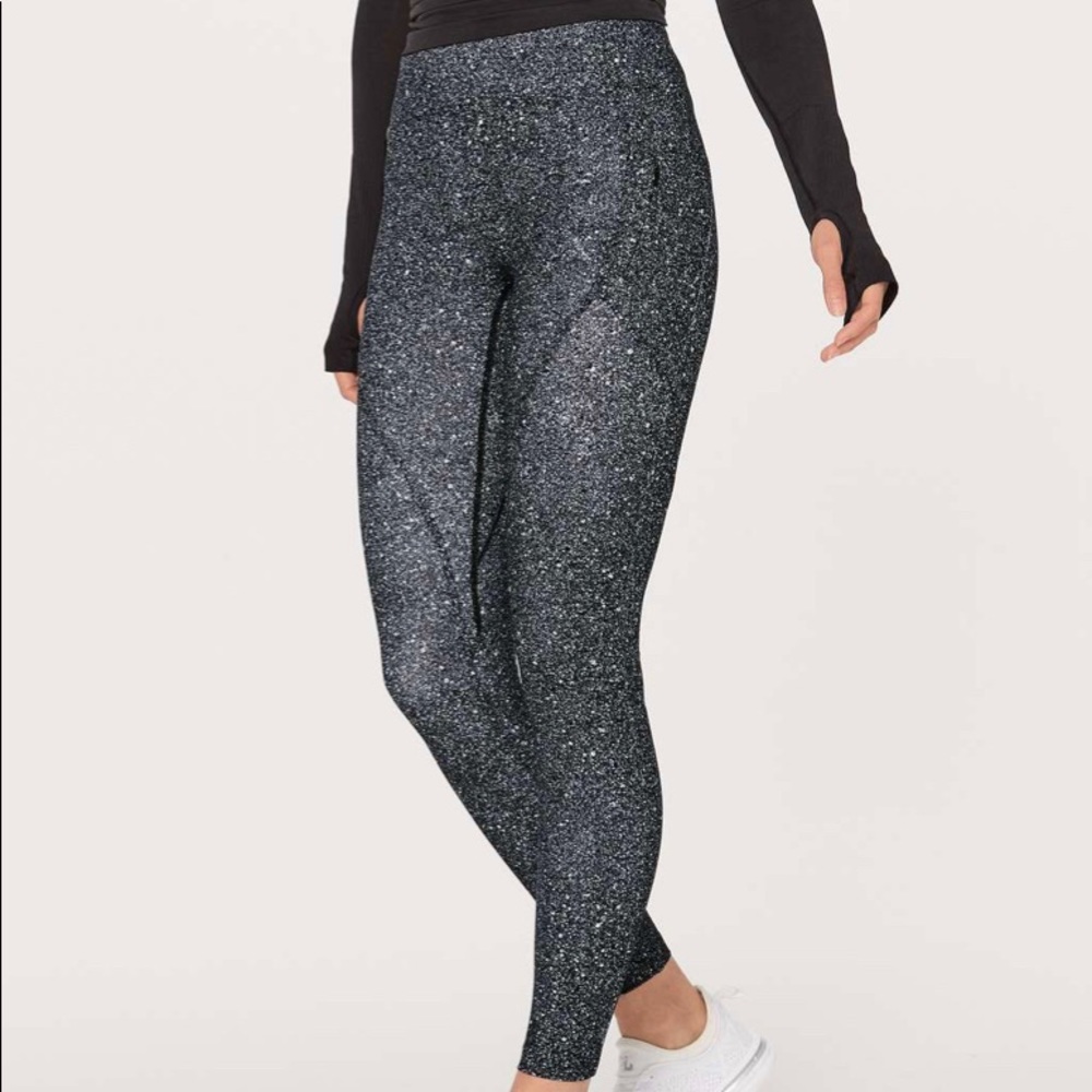 Lululemon Lead the Pack Tight 28”
